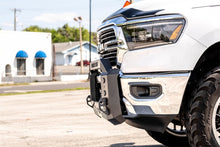 Cargar imagen en el visor de la galería, N-Fab HVM Bull Bar 19-23 Dodge Ram 1500 - Tex. Black