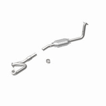 Cargar imagen en el visor de la galería, MagnaFlow Conv DF 98-02 3.5L Isuzu Trooper DS