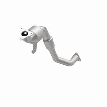 Cargar imagen en el visor de la galería, MagnaFlow Conv DF 07 VW Touareg 3.6L Rear close