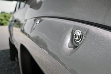 Load image into Gallery viewer, gm-fender-flares-painted_f-c10711-sim-rivet_1.jpg
