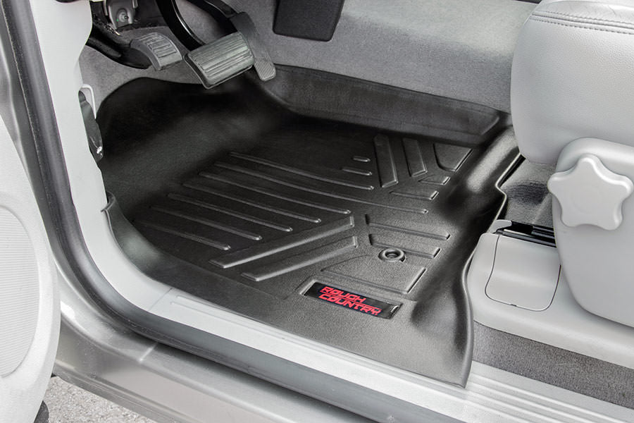 gm-floor-mats_m-2071-installed-driver.jpg