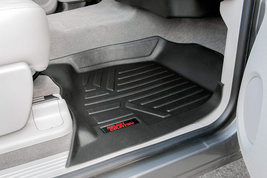 gm-floor-mats_m-2071-installed-pass.jpg