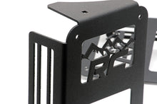 Cargar imagen en el visor de la galería, tail-light-cover-mountains_1078-zoom.jpg