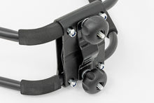 Cargar imagen en el visor de la galería, univeral_kayak_rack_mount_-_99055.jpg